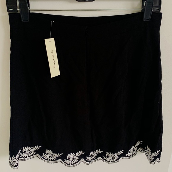 Embroidered Mini Skirt - Picture 4 of 4